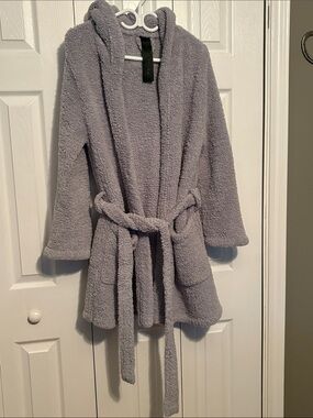 La SENZA Plush Hooded Bath Robe in Light Gray